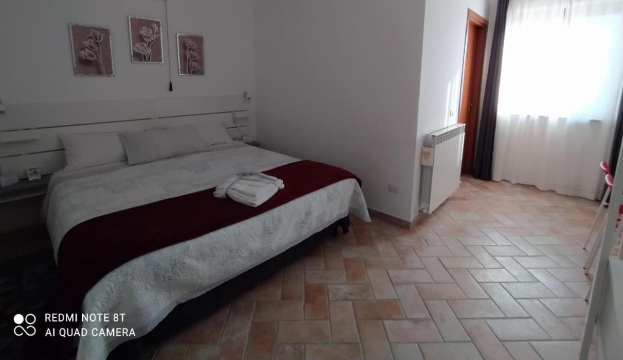 La Casa Di Alberto Camerino Eksteriør bilde